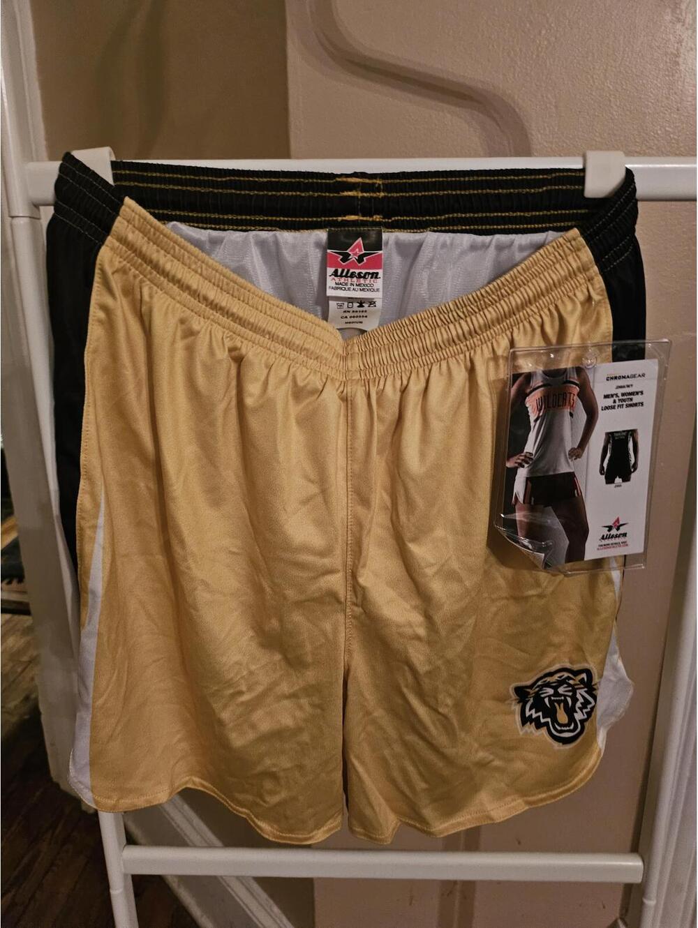 Alleson Athletic men's adult/teen Size M sports Shorts Wildcat logo NWT